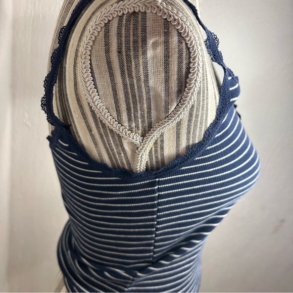Y2K cotton Navy striped size medium llace cami tank top - Picture 4 of 4
